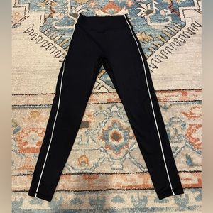Buffbunny black leggings size medium